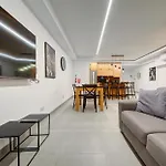 Apartmán 1br Near St Julians Hotspots With Ac By 360 Estates *