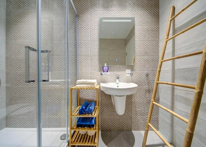 شقة 1br Near St Julians Hotspots With Ac By 360 Estates سانت جوليان