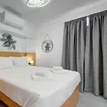 1br Near St Julians Hotspots With Ac By 360 Estates