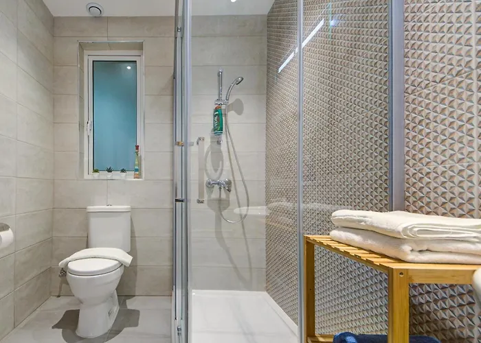 Апартаменты 1br Near St Julians Hotspots With Ac By 360 Estates