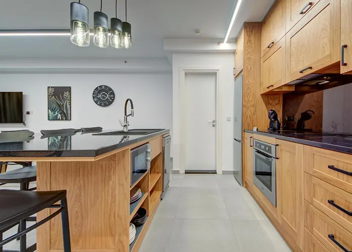 Апартаменты 1br Near St Julians Hotspots With Ac By 360 Estates *