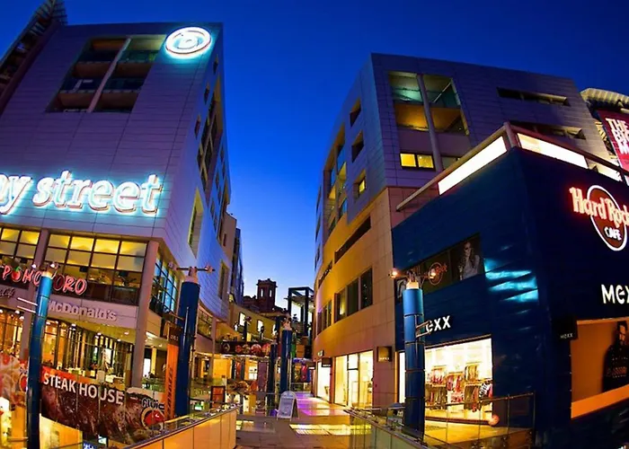 1br Near St Julians Hotspots With Ac By 360 Estates *