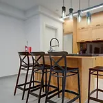 Lägenhet 1br Near St Julians Hotspots With Ac By 360 Estates