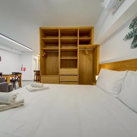 Apartament 1br Near St Julians Hotspots With Ac By 360 Estates