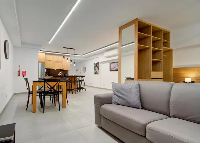 1br Near St Julians Hotspots With Ac By 360 Estates